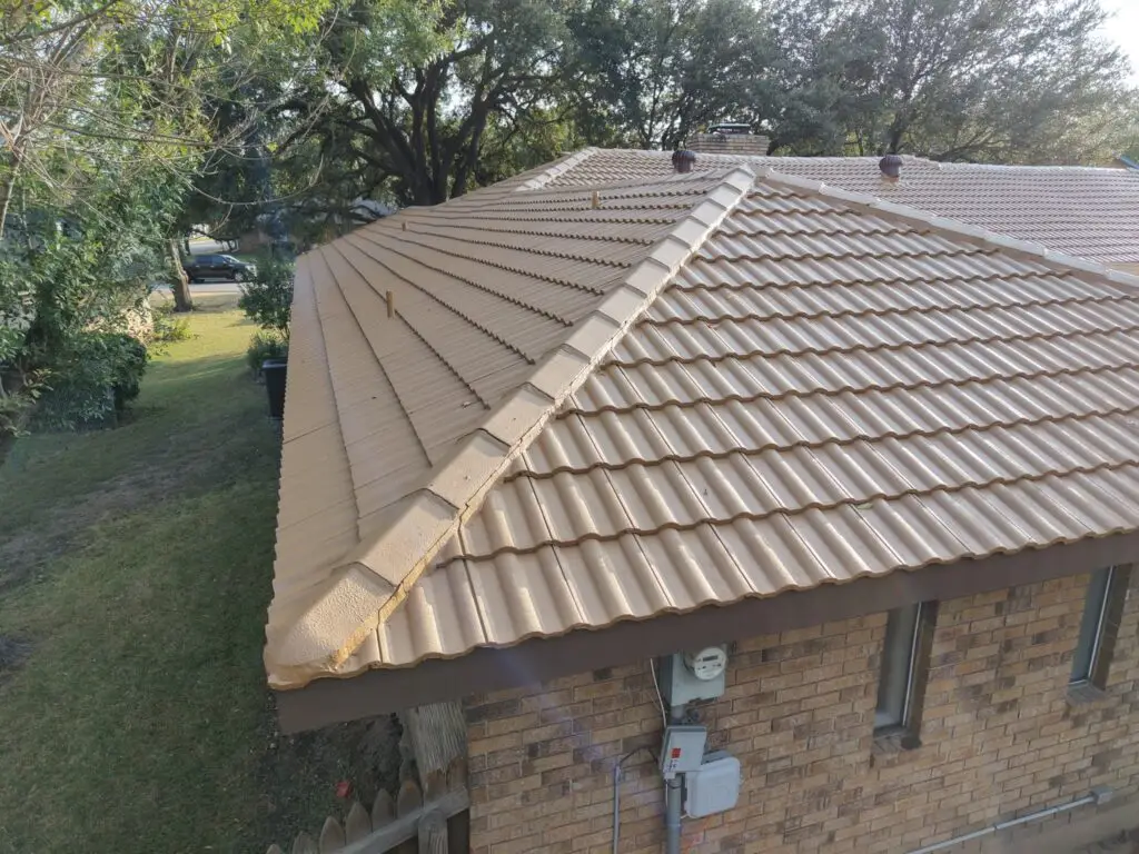 Complete full roof replacement